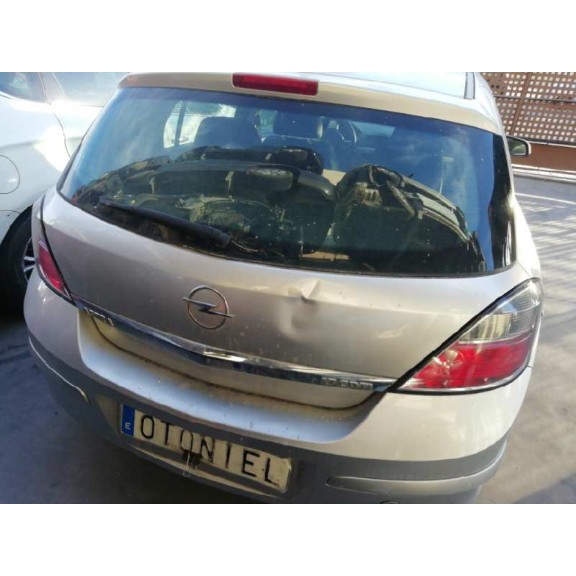 opel astra h berlina del año 2007