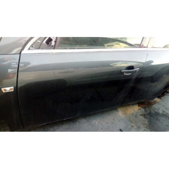 opel insignia berlina del año 2010