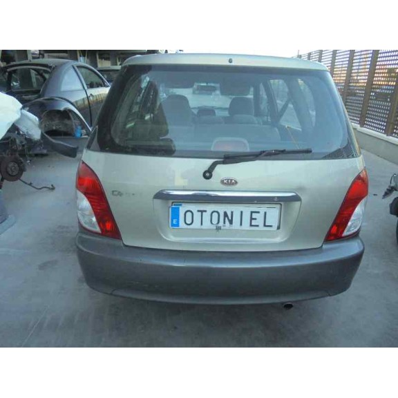 kia carens del año 2000