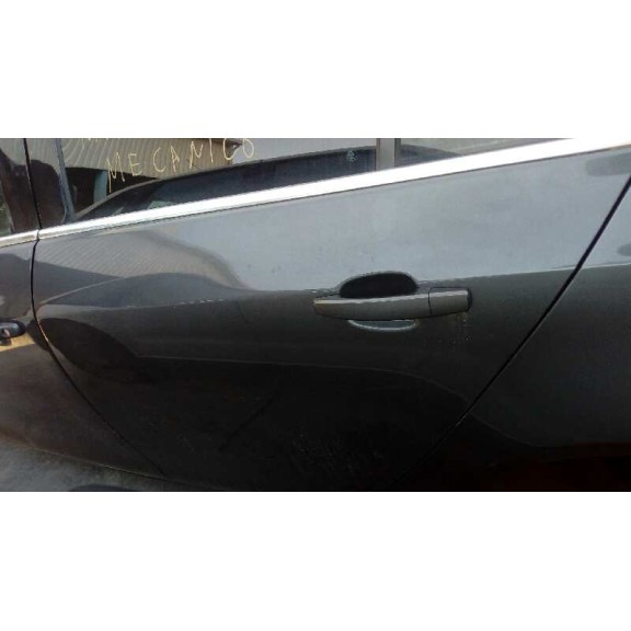 opel insignia berlina del año 2010