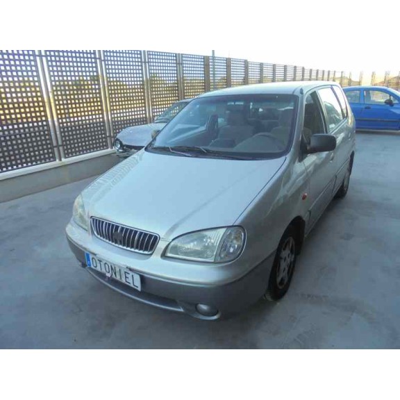 kia carens del año 2000