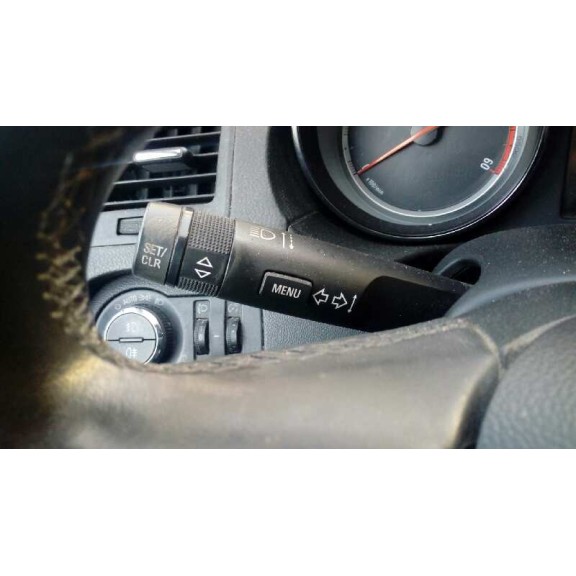 opel insignia berlina del año 2010