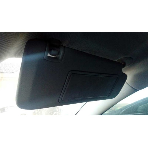 opel insignia berlina del año 2010