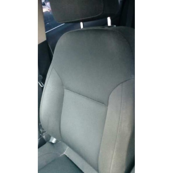 opel insignia berlina del año 2010