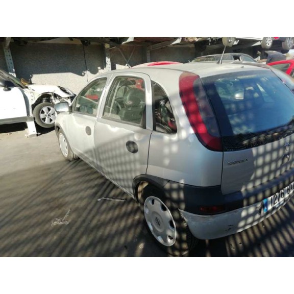 opel corsa c del año 2002