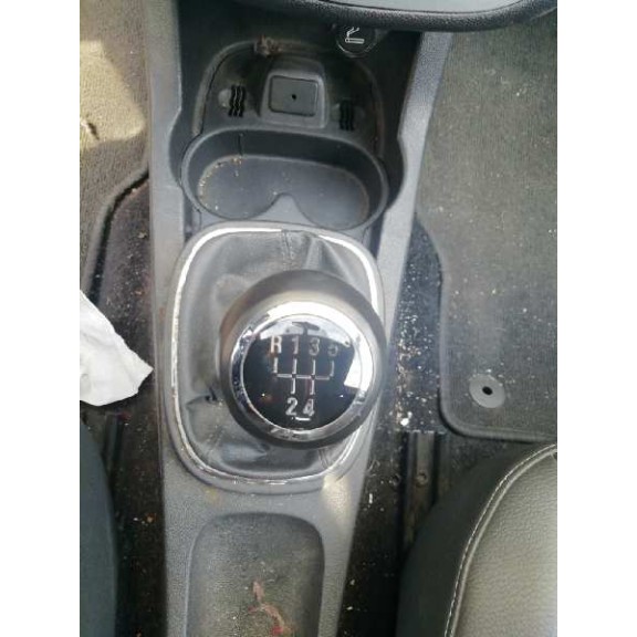 opel corsa d del año 2013