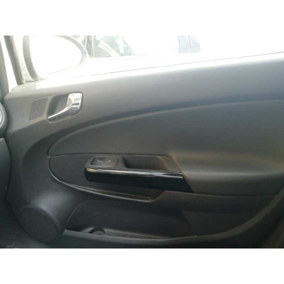 opel corsa d del año 2013