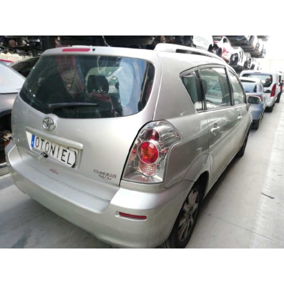 toyota corolla verso (r1) del año 2004