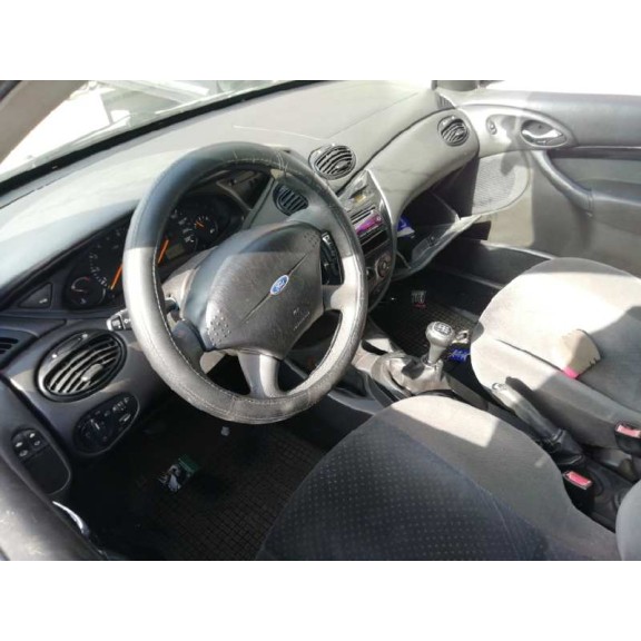 ford focus berlina (cak) del año 2002