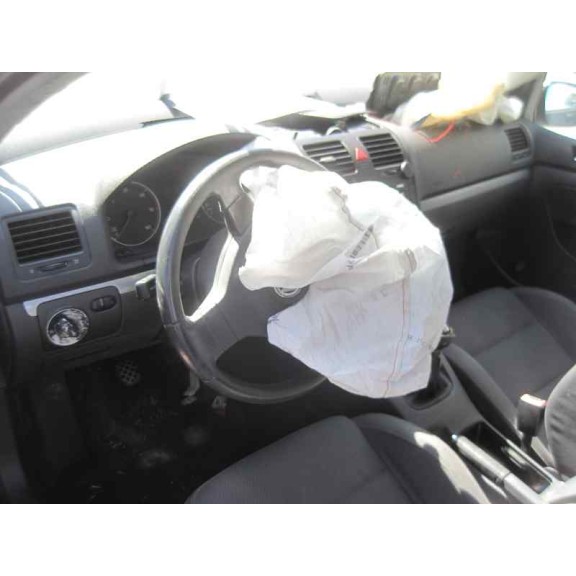 volkswagen golf v berlina (1k1) del año 2005