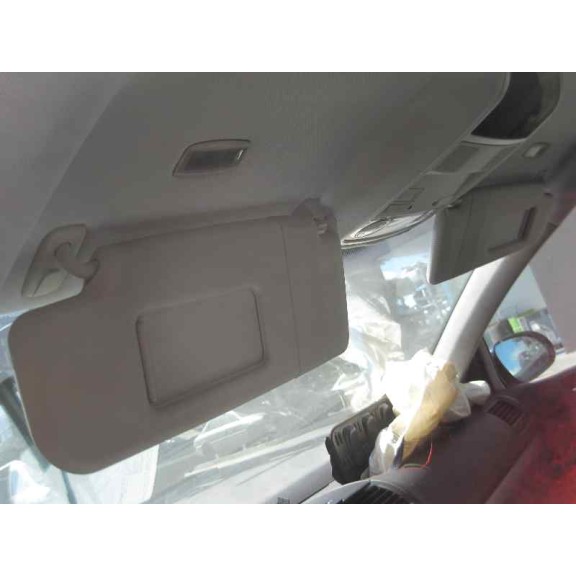 volkswagen golf v berlina (1k1) del año 2005