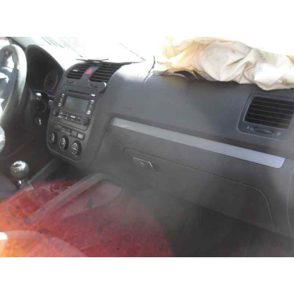 volkswagen golf v berlina (1k1) del año 2005