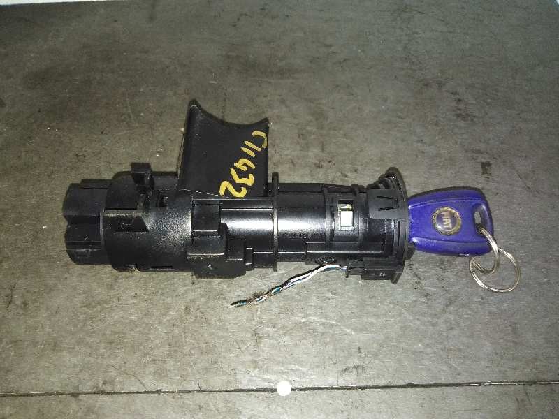 Recambio de conmutador de arranque para fiat punto berlina (188) 1.2 8v active referencia OEM IAM S / R  
