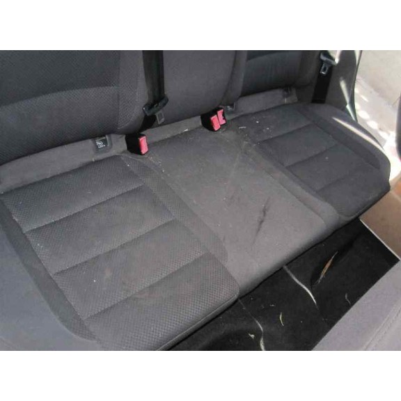 volkswagen golf v berlina (1k1) del año 2005