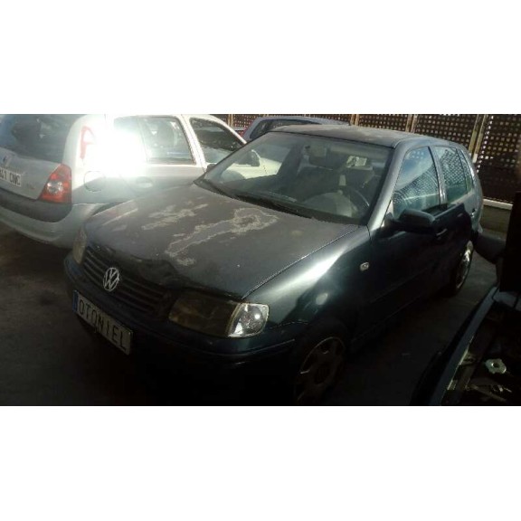 volkswagen polo berlina (6n2) del año 2000