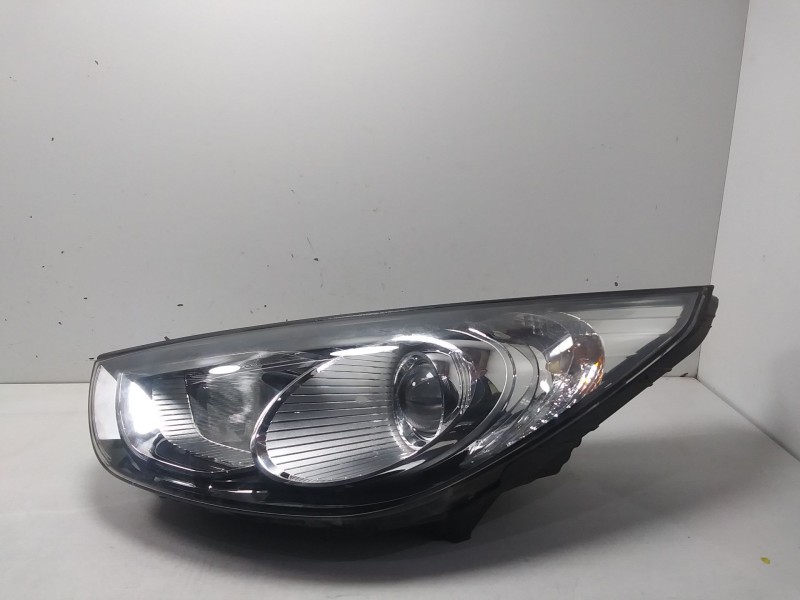 Recambio de faro izquierdo para hyundai ix35 (lm, el, elh) 1.7 crdi referencia OEM IAM 921012Y000  