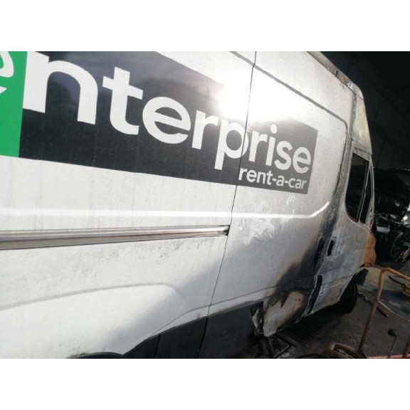 iveco daily furgón del año 2023