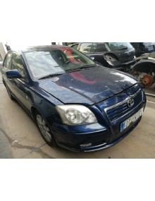 toyota avensis berlina (t25) del año 2004