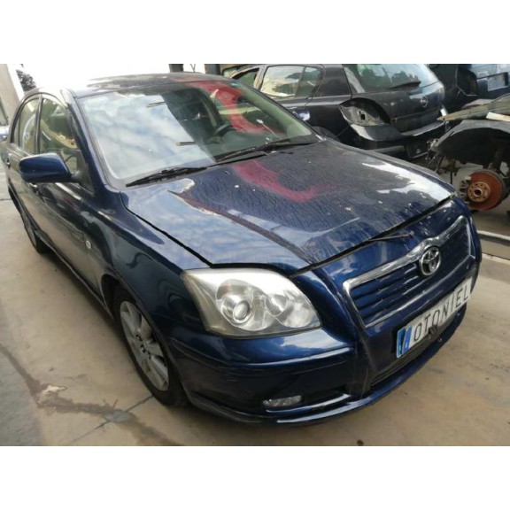 toyota avensis berlina (t25) del año 2004