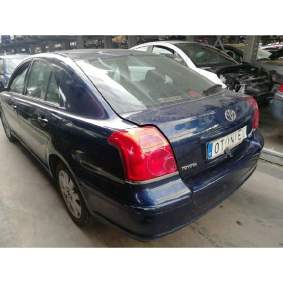 toyota avensis berlina (t25) del año 2004