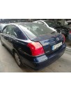 toyota avensis berlina (t25) del año 2004