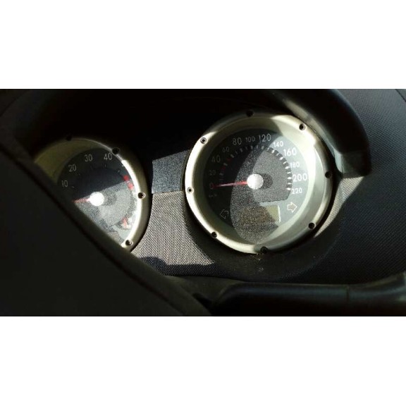 volkswagen polo berlina (6n2) del año 2000