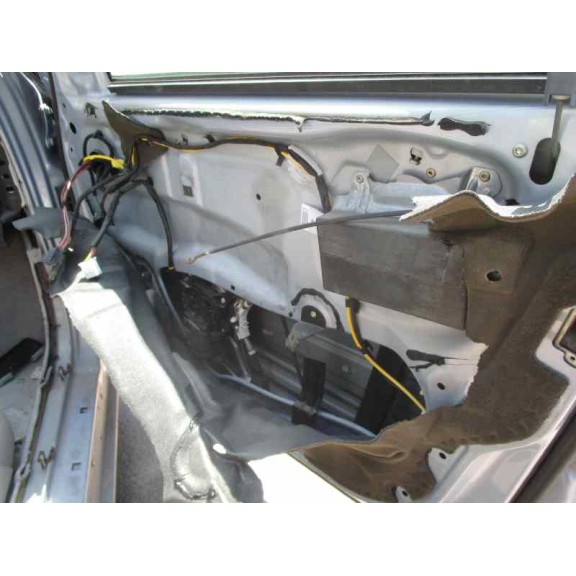 mercedes-benz clase s (w220) berlina del año 1999