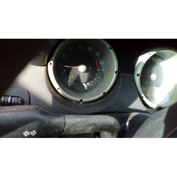 volkswagen polo berlina (6n2) del año 2000