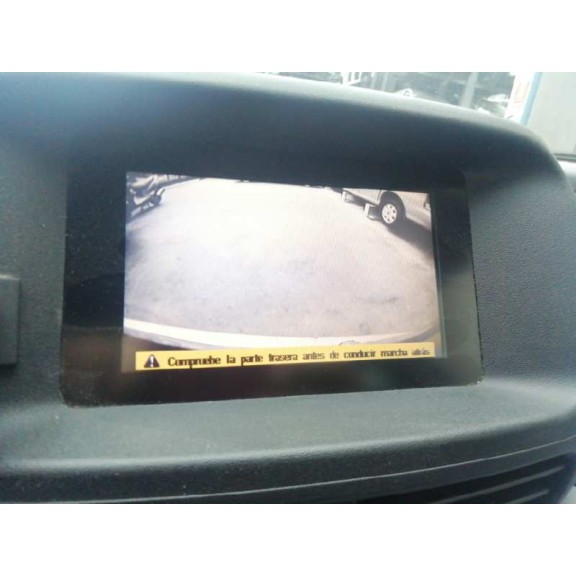 nissan almera tino (v10m) del año 2004