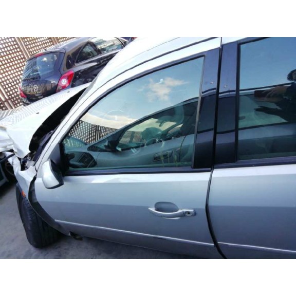 ford mondeo berlina (ge) del año 2001