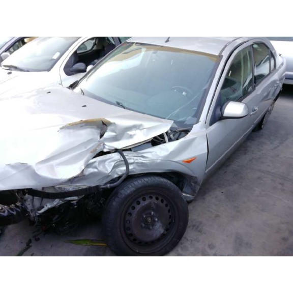 ford mondeo berlina (ge) del año 2001