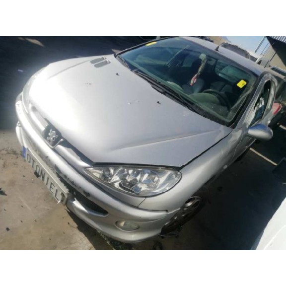 peugeot 206 berlina del año 1999