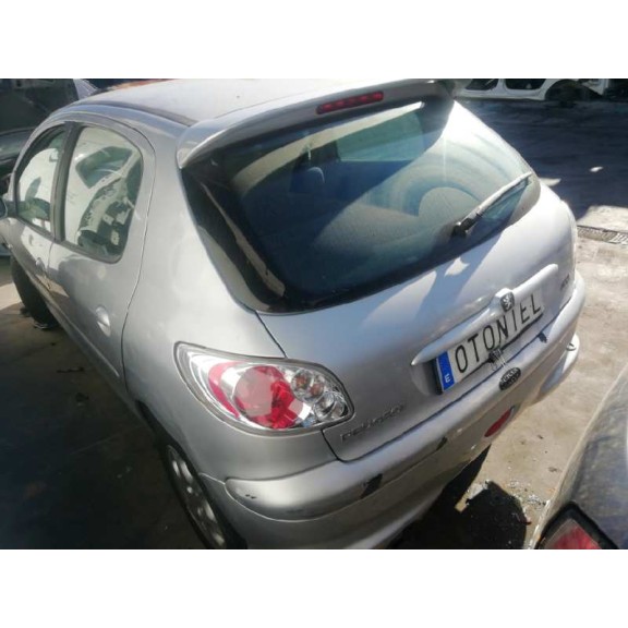 peugeot 206 berlina del año 1999