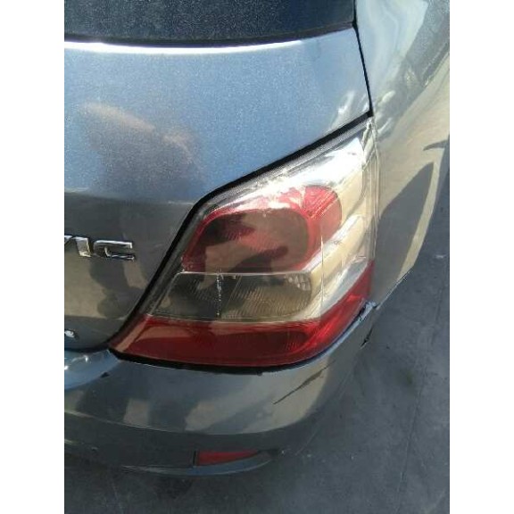 honda civic berlina 5 (eu7/8) del año 2004