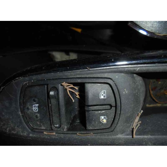 opel corsa e del año 2016