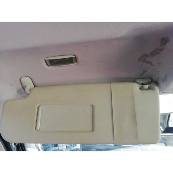 volkswagen bora berlina (1j2) del año 2003