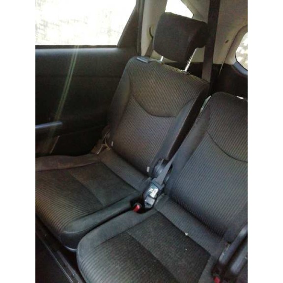 toyota prius+ del año 2018