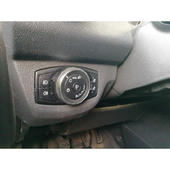 ford transit courier del año 2015