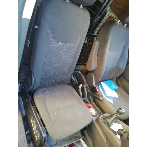 ford transit courier del año 2015