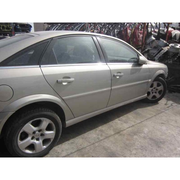 opel vectra c berlina del año 2006