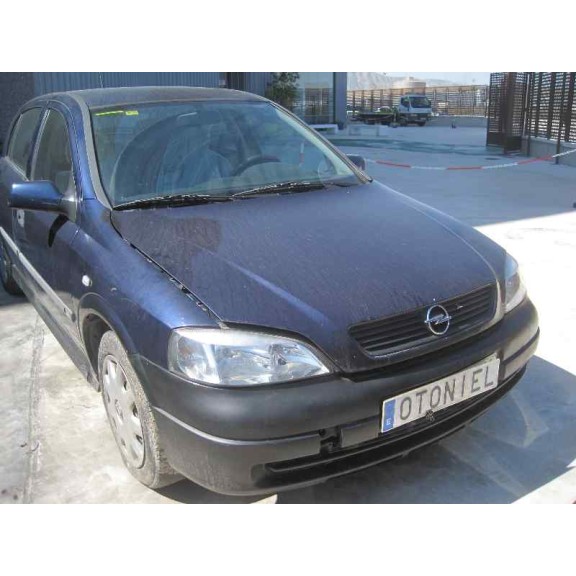 opel astra g berlina del año 2001