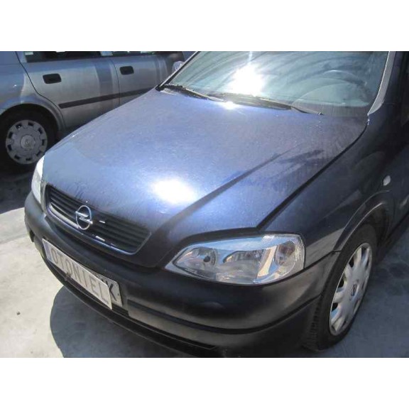 opel astra g berlina del año 2001