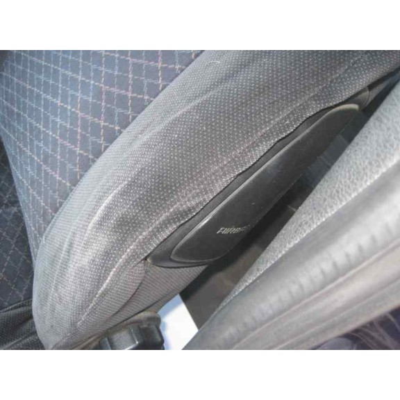 opel astra g berlina del año 2001