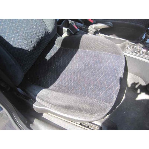 opel astra g berlina del año 2001