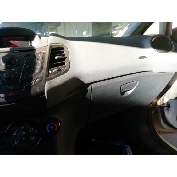 ford fiesta (cb1) del año 2010