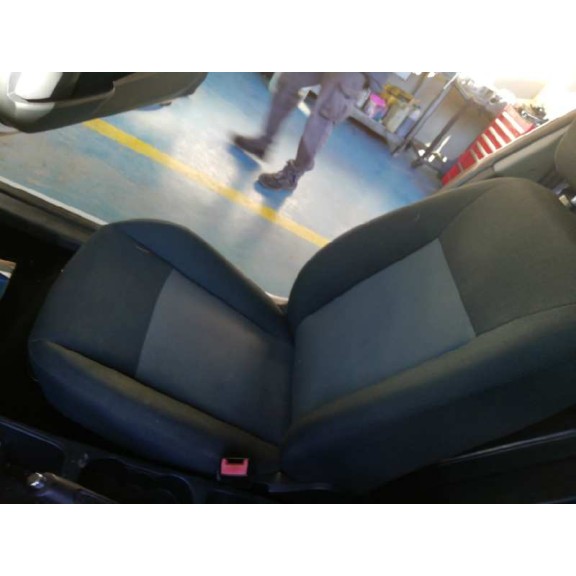 ford fiesta (cb1) del año 2010