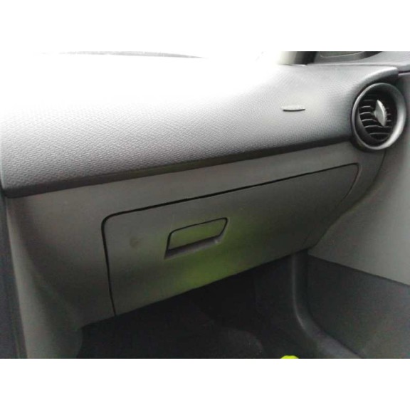 seat cordoba berlina (6l2) del año 2006