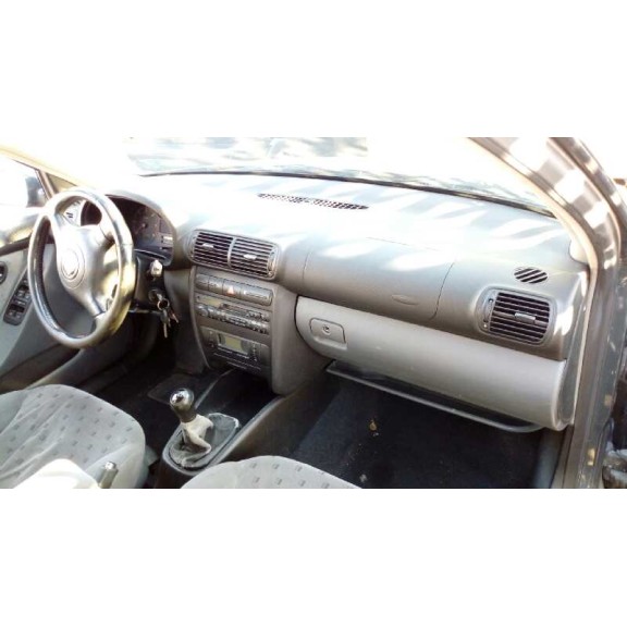 seat toledo (1m2) del año 2000