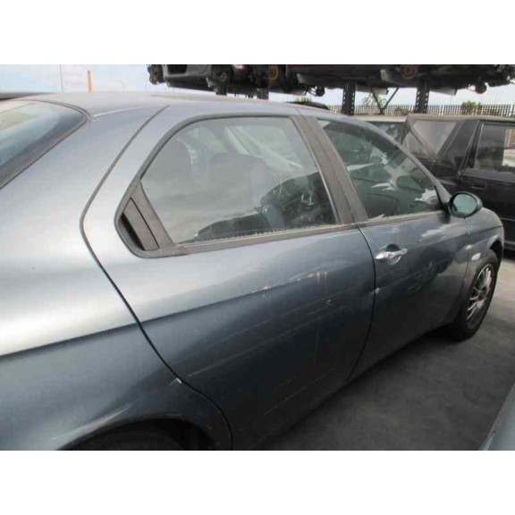 alfa romeo 156 del año 2004