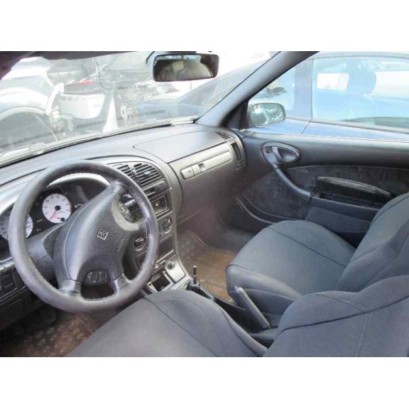 citroën xsara berlina del año 2000